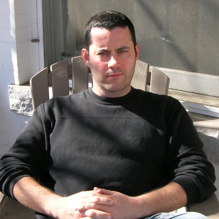 Bidragsyter Adrian McKinty