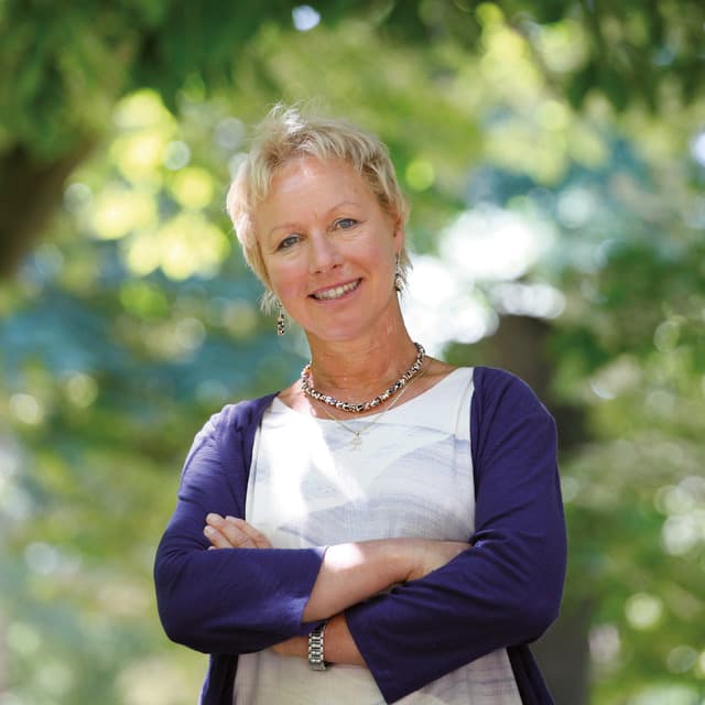 Bidragsyter Sarah Lark
