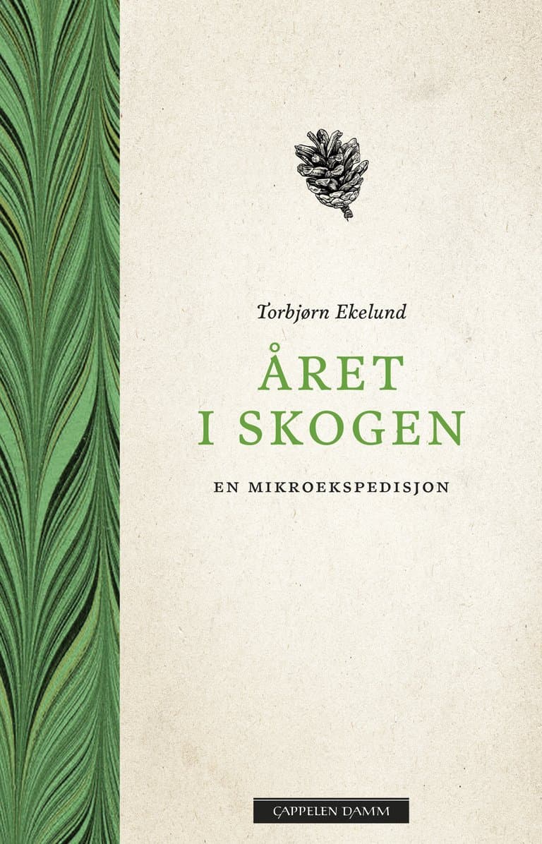 Omslag Året i skogen av Torbjørn Ekelund (Innbundet)