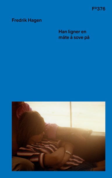 Omslag av "Han ligner en måte å sove på"