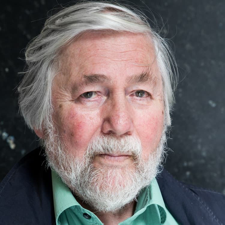 Bidragsyter Tor Åge Bringsværd
