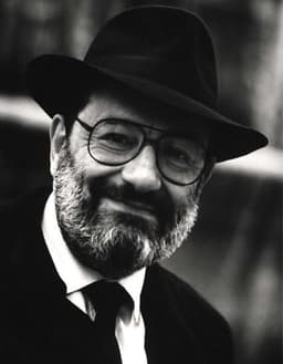 Bidragsyter Umberto Eco